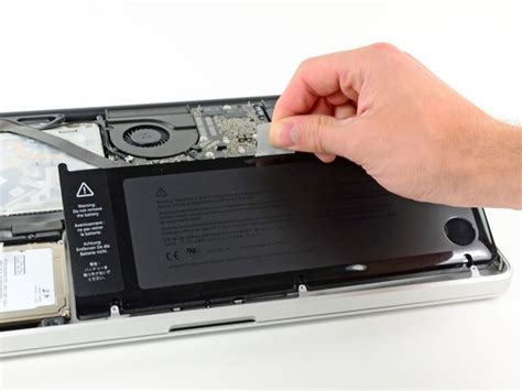 MacBook Pro 15" Unibody Early 2011 Battery Replacement - iFixit Repair ...