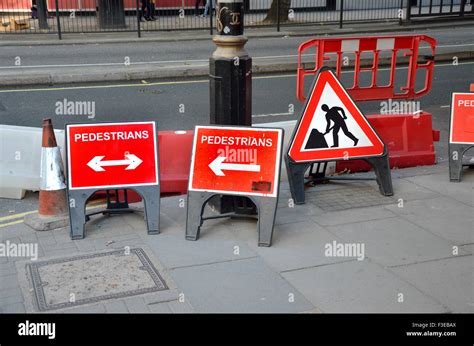 Confusing road signs uk High Resolution Stock Photography and Images ...