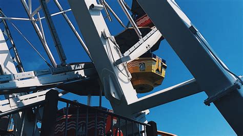 santa monica pier ferris wheel Santa Monica Pier, Ferris Wheel, Times Square, Landmarks, Travel ...