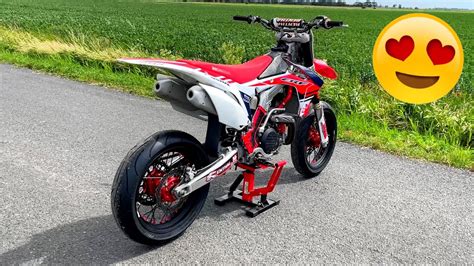 FINALLY, A SUPERMOTO! 😍 (REVEAL) Honda CRF450R Supermoto Build #3 - YouTube