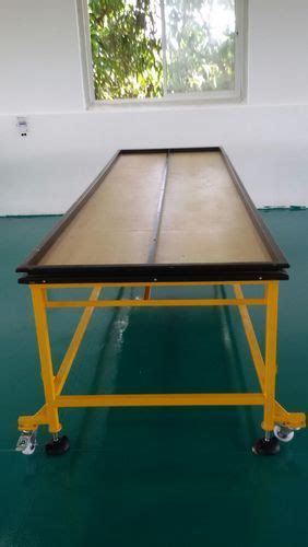 Packing Conveyor Tables - Conveyor Table Manufacturer from Thane