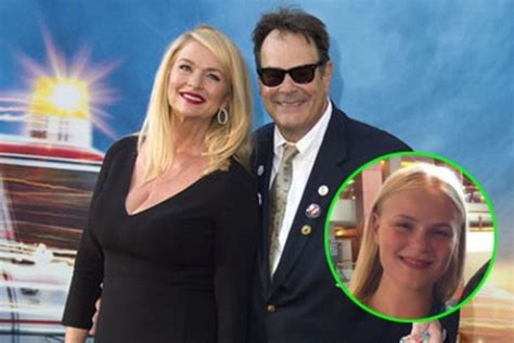 Meet Belle Kingston Aykroyd - Photos Of Dan Aykroyd's Daughter With ...