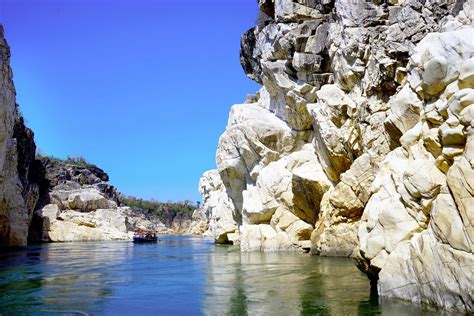 MARBLE ROCKS AT BHEDAGHAT - Qué SABER antes de ir (2024) - Tripadvisor