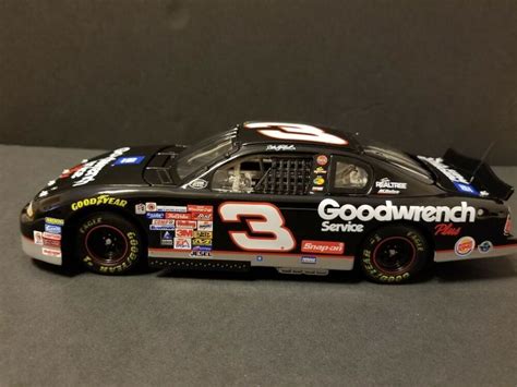 NASCAR collectable Dale Earnhardt Sr. 1:24 scale car year 2000 Action ...