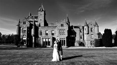 GUTHRIE CASTLE: Reviews (Forfar, Scotland) - Photos of Castle - Tripadvisor