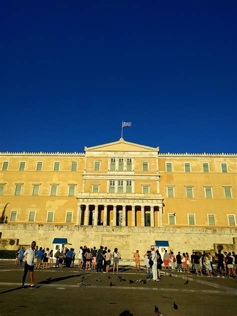 Hellenic Parliament | Christine Loves to Travel