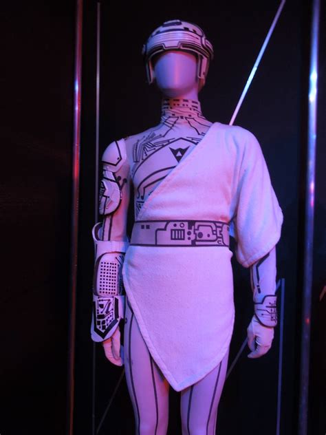 Hollywood Movie Costumes and Props: Original 1982 Tron movie costumes ...