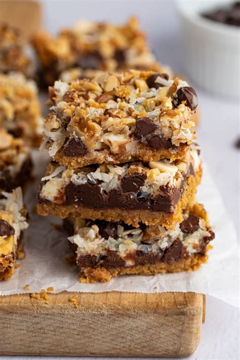 Hello Dolly Bars (Original Recipe) - Insanely Good