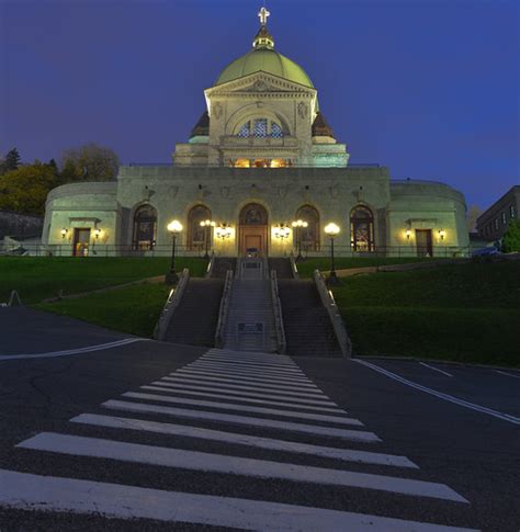 St. Joseph Oratory | Pathway up St. Joseph Oratory | Raepix | Flickr