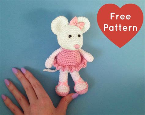 Heart & Sew: Ballerina Mouse - Free Crochet / Amigurumi Pattern