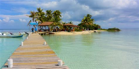 Sun Kissed Goff's Caye Beach & Snorkeling - Belize Cruise Excursions