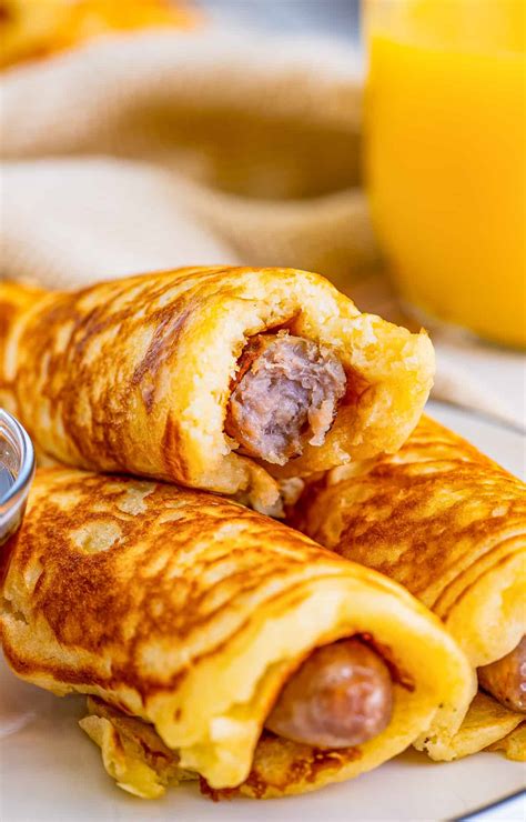 Breakfast Pigs in a Blanket - Tornadough Alli