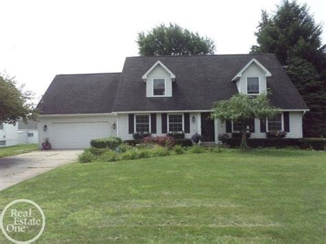 Fraser, MI Real Estate - Fraser Homes for Sale | realtor.com®