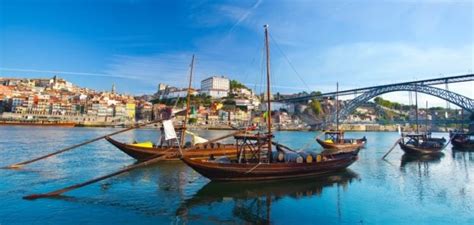 Cheap flights from Vienna to PORTO, Portugal from €18 - TravelFree