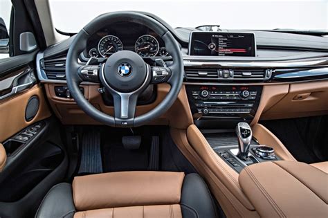 2017 BMW X6 Pictures - 116 Photos | Edmunds