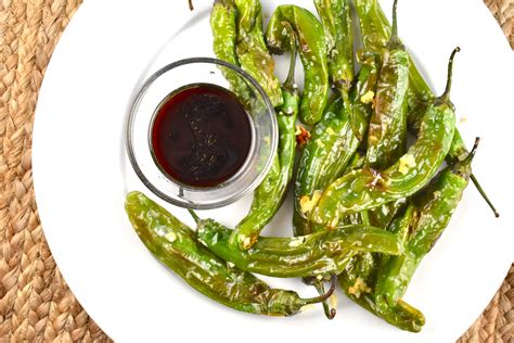 Roasted Shishito Peppers Recipe - 2 Points | LaaLoosh