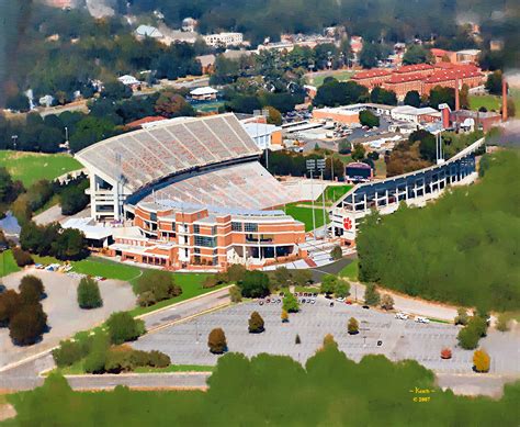 Death Valley - Clemson Memorial Stadium by Randall Faulkner / 500px