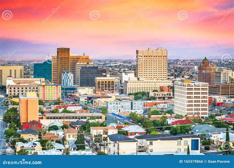 El Paso, Texas, USA Downtown City Skyline at Dusk Stock Photo - Image of house, rises: 165379866