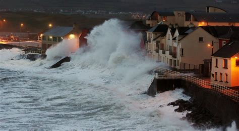 Ireland under “Orange” weather alert as Storm Ali strikes | Sea level rise, Weather storm, Ireland