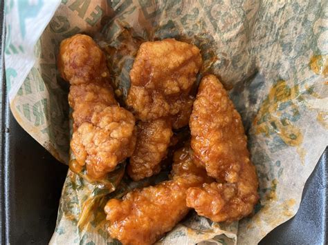 Best Wingstop Flavors: I Ranked 13 Flavors, Including the New Maple Sriracha Wings