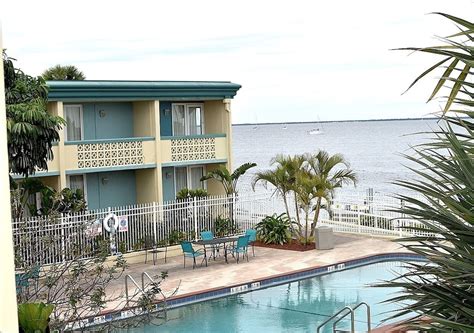 Punta Gorda Waterfront Hotel and Suites, Port Charlotte - Charlotte Harbor: 2019 Room Prices ...