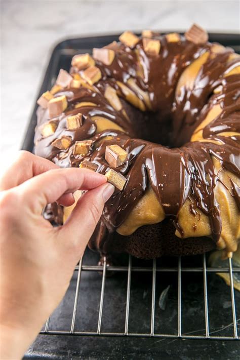 chocolate peanut butter cup bundt cake – Bunsen Burner Bakery