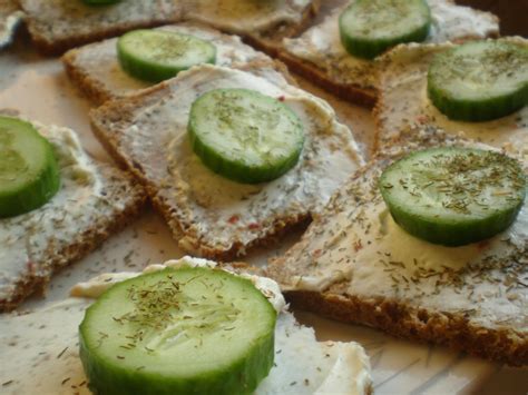 Cucumber Rye Bread Appetizers Ingredients 1 cucumber (large) 8 ozs cream cheese 1 pkg … | Bread ...