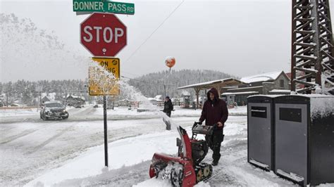 Blockbuster blizzard is slamming California with 12 feet of snow ...