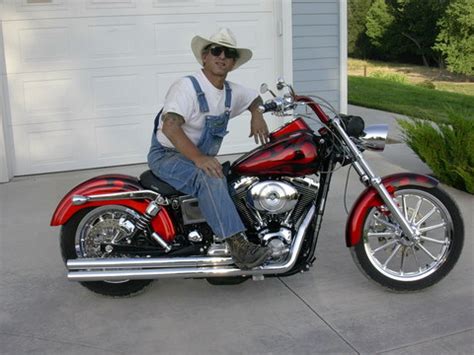 2002 Custom Dyna Low Rider Trade for Road King - Harley Davidson Forums