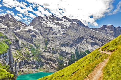 12 Best Hikes in Switzerland | PlanetWare