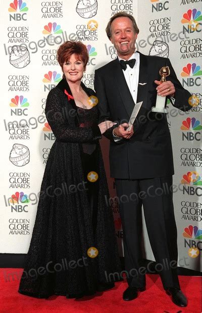 Photos and Pictures - 18JAN98: Actor PETER FONDA & actress BRENDA BLETHYN at the Golden Globe ...