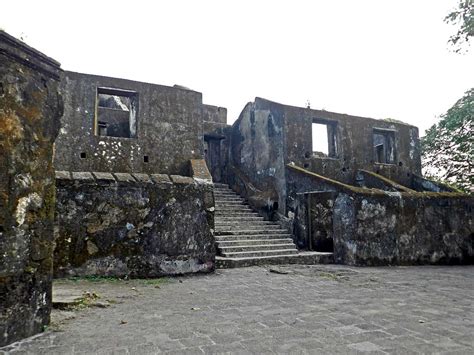 18 Historic Forts in Mumbai To Explore Local Heritage