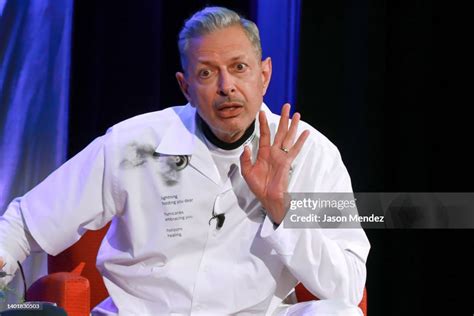 Jeff Goldblum attends "Jurassic World Dominion": Jeff Goldblum in ...