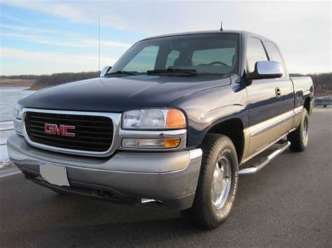 Find used 2002 GMC Sierra 4dr Extended Cab SLT Z71 4x4 in Ankeny, Iowa, United States