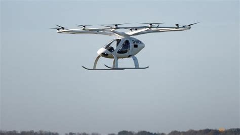 Air taxi makers urge investors to stay onboard ahead of commercial lift-off - CNA