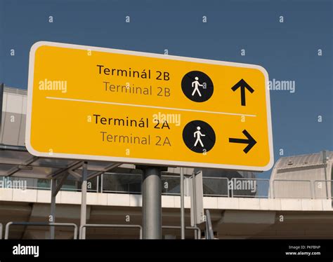 Budapest Airport terminal signs 2a and 2b Stock Photo - Alamy