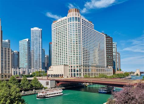 Book Sheraton Grand Chicago in Chicago | Hotels.com