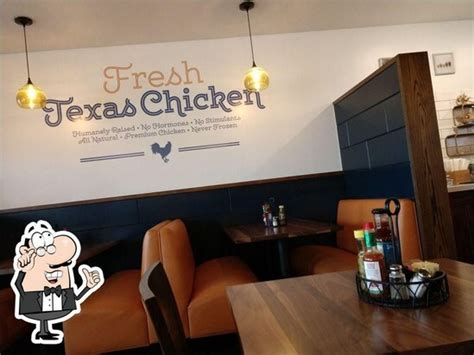 Menu at Street's Fine Chicken restaurant, Dallas, Forest Ln #108