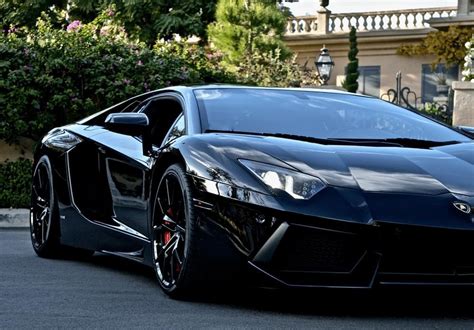 Lamborghini Aventador Black - Exotic Cars