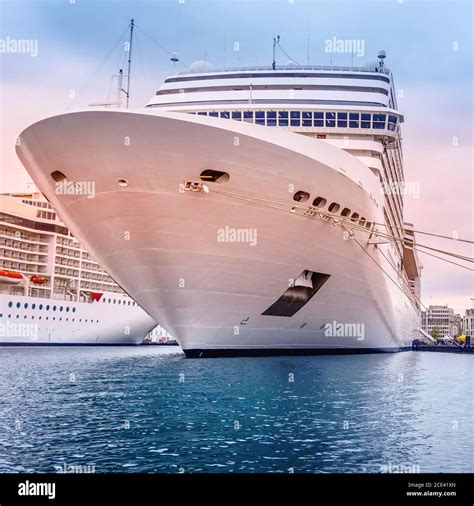 Close-up front view of cruise ship Stock Photo - Alamy