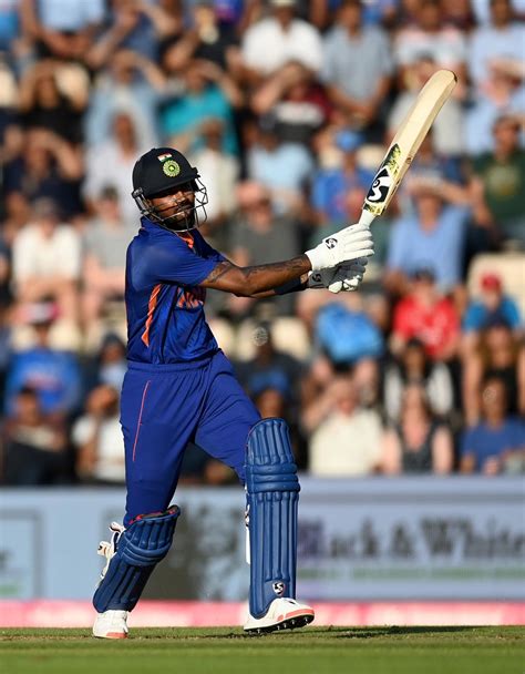 Hardik Pandya hits a six during his 33-ball 51 | ESPNcricinfo.com