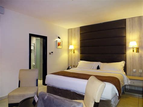 Deluxe Room, Uyo – Monty Suites