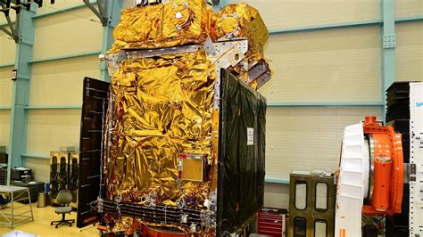 ISRO to launch its first solar mission Aditya-L1 to study Sun. What is ...