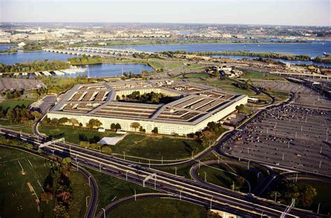 Pentagon Tours – Reservations, Parking, and Visiting Tips