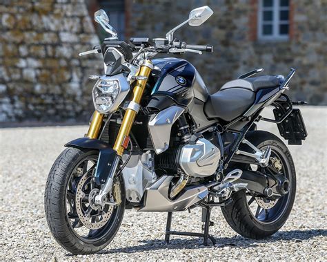 2020 BMW R 1250 R and RS First Look (7 Fast Facts + Prices)