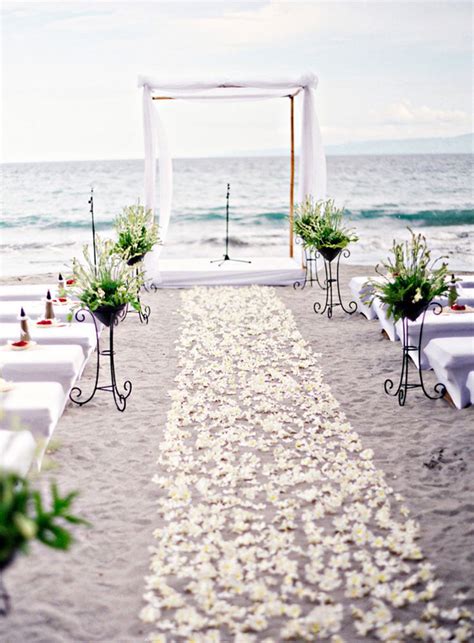 romantic-beach-wedding-party-ideas