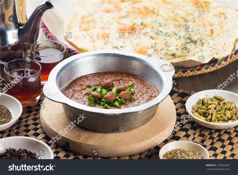 Bean Saltah Popular Arab Yemeni Stew Stock Photo 470266367 | Shutterstock