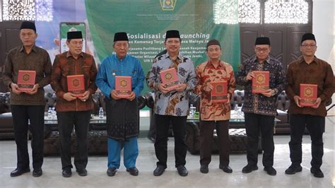 Kemenag Launching Al-Quran Terjemahan Bahasa Melayu Daerah Jambi ...