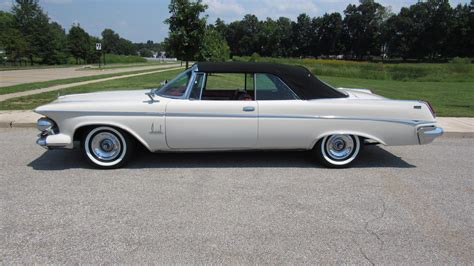 1963 Chrysler Imperial Crown Convertible | S138.1 | Chicago 2015