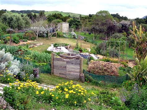 Perma-whu? Here's an introduction to Permaculture. | Jardin permaculture, Jardin potager, Jardins